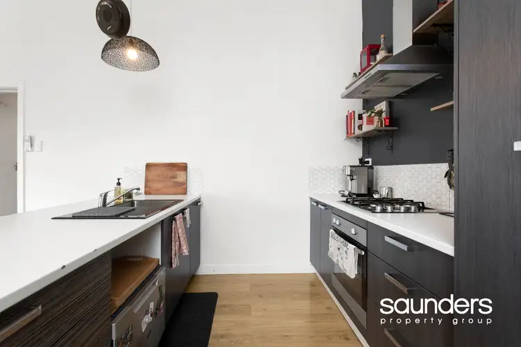 30 Hillside Crescent