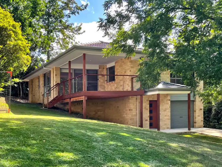 8d Endeavour Drive