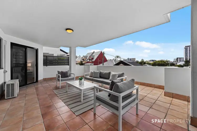 Second view of Homely apartment listing, B3/99 Gregory Terrace, Spring Hill QLD 4000