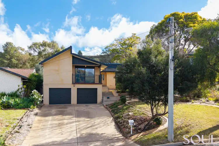18 Lawford Crescent