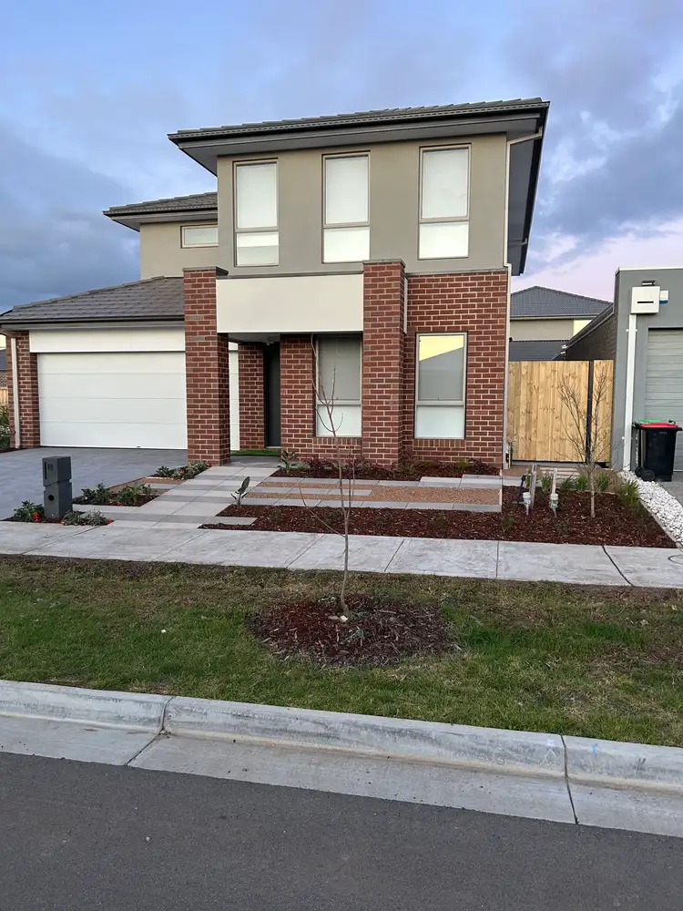 18 Mercer Street, Mickleham VIC 3064