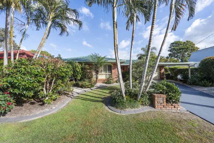 39 Shores Drive, Yamba NSW 2464