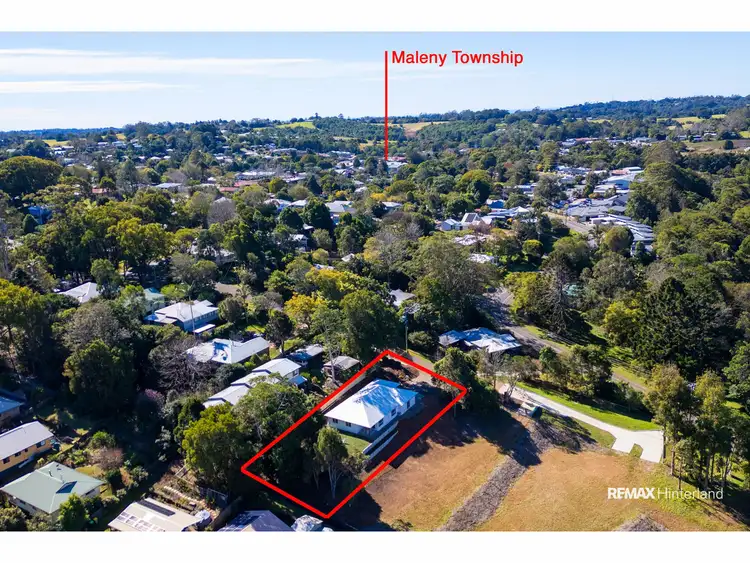 24 Ash Street, Maleny QLD 4552