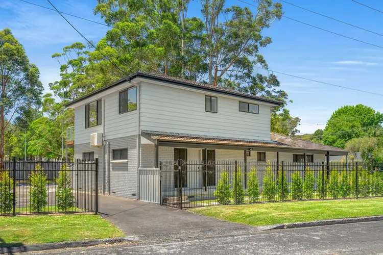 2/30 Renwick Street, Wyoming NSW 2250