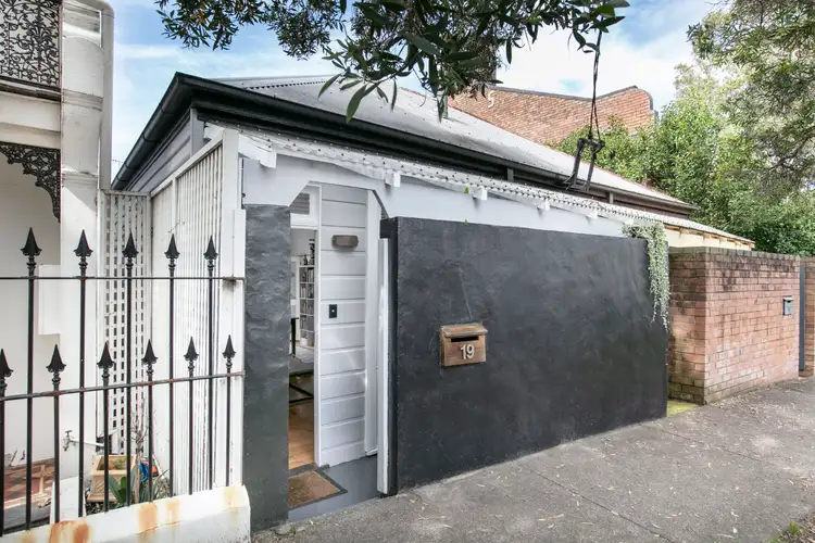 19 Dock Road, Birchgrove NSW 2041