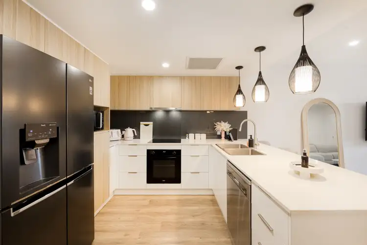 17/14 Alfred Street, Woody Point QLD 4019