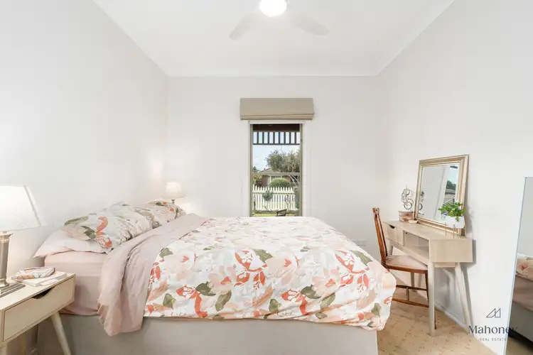 Fifth view of Homely house listing, 2 Chandos Court, St Albans Park VIC 3219