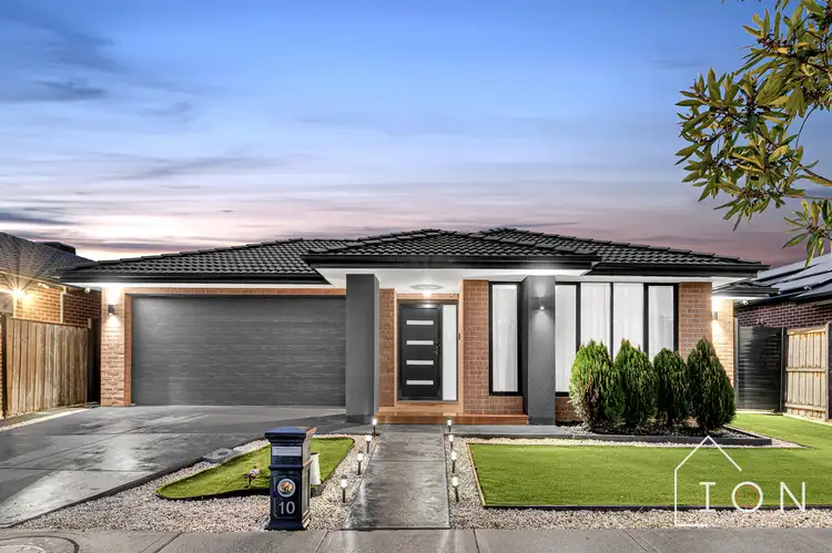 10 Bruin Street, Clyde North VIC 3978