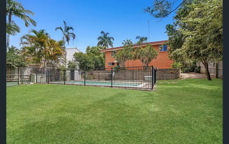 22 Joden Place