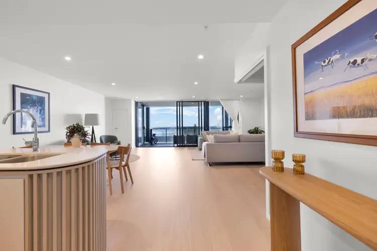 180 Marine Parade