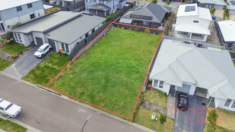 16 Mortlock Road