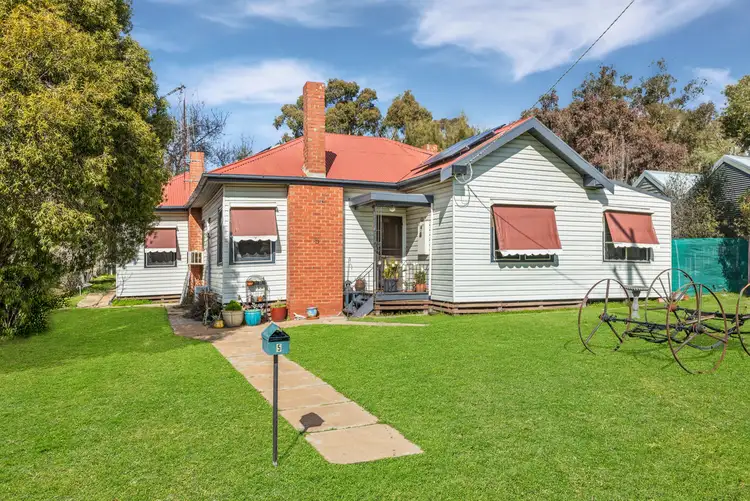 5 Reef Street, Wedderburn VIC 3518