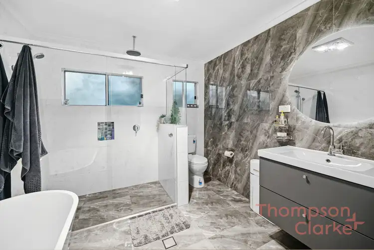 Fourth view of Homely house listing, 5 Unicomb Close, Rutherford NSW 2320