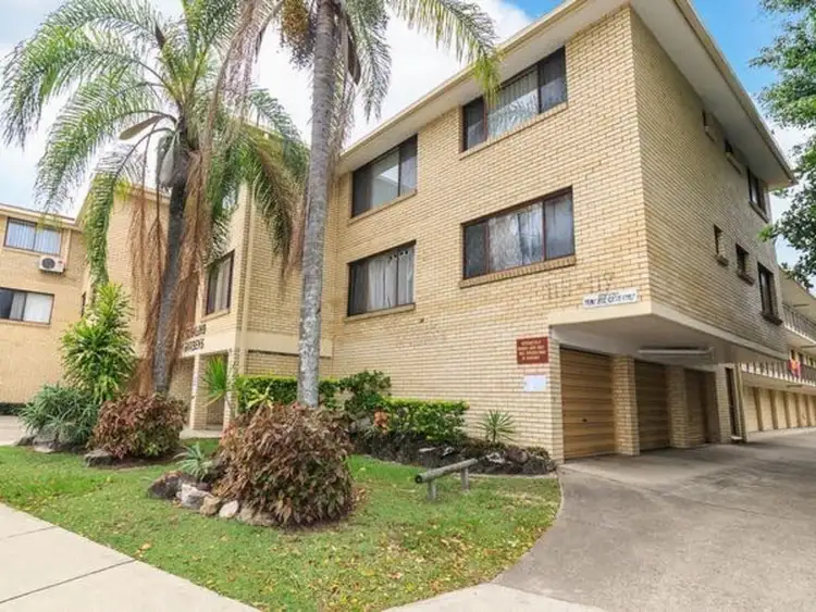 15/115 Frank Street, Labrador QLD 4215