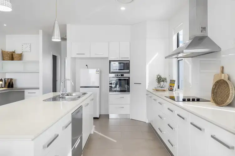 Fifth view of Homely semi-detached listing, 2/22 Teal Avenue, Paradise Point QLD 4216