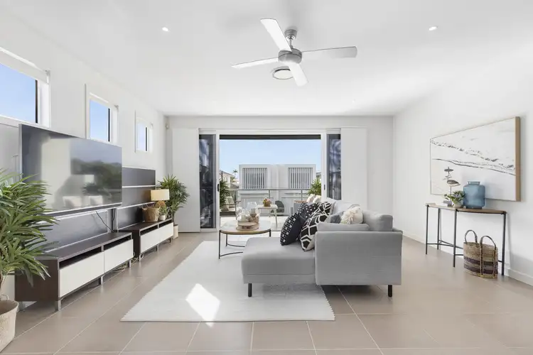 Sixth view of Homely semi-detached listing, 2/22 Teal Avenue, Paradise Point QLD 4216