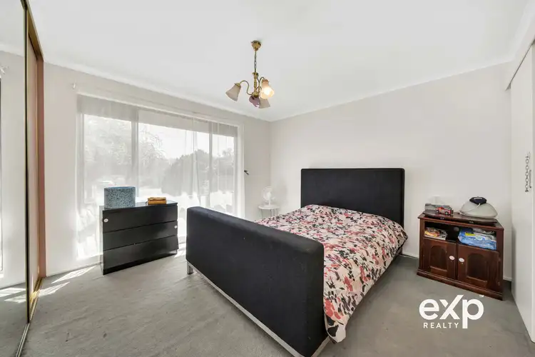 Fifth view of Homely house listing, 6 Cale  Court, Craigmore SA 5114