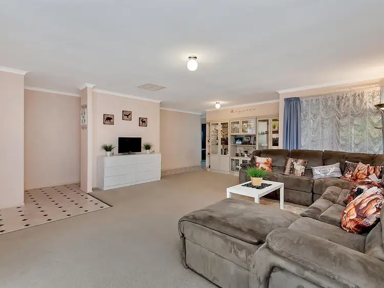 Seventh view of Homely house listing, 6 Cale Court, Craigmore SA 5114