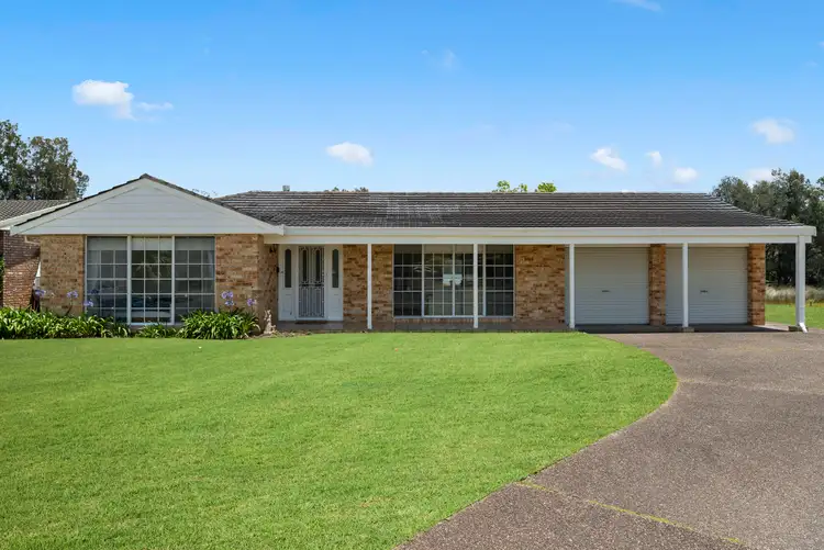 8 Honeysuckle Close, Burrill Lake NSW 2539