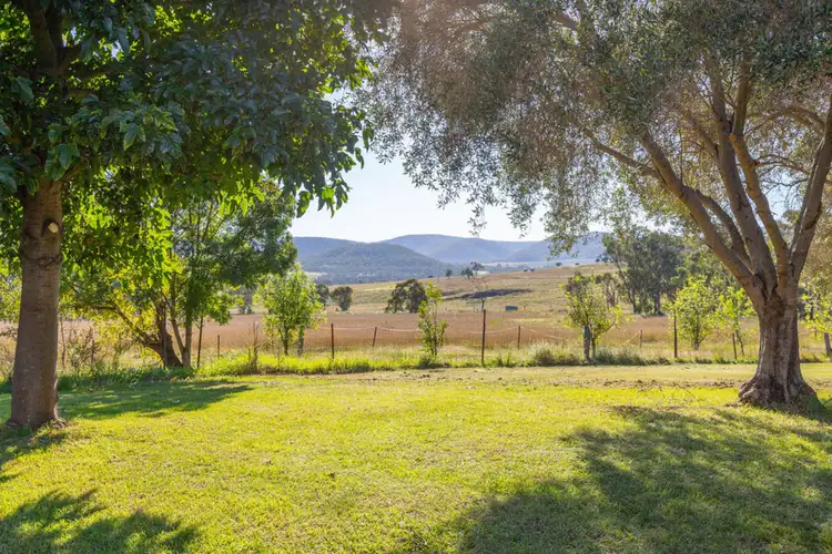 865 Saddletop Road, Upper Pilton QLD 4361
