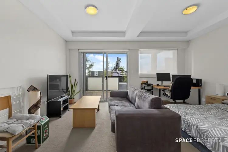 Fourth view of Homely apartment listing, 17 & 18/41 Fortescue Street, Spring Hill QLD 4000