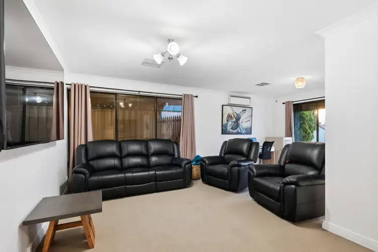 Fifth view of Homely house listing, 11 Daylesford Elbow, Jane Brook WA 6056