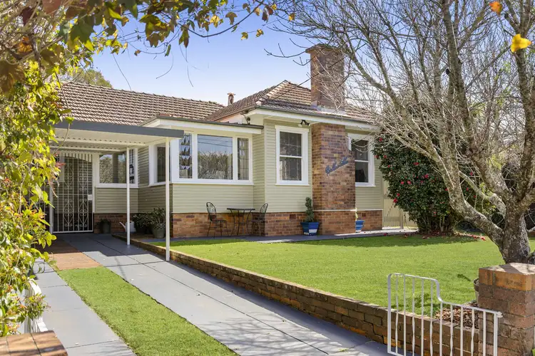 11A Helen Street, Newtown QLD 4350