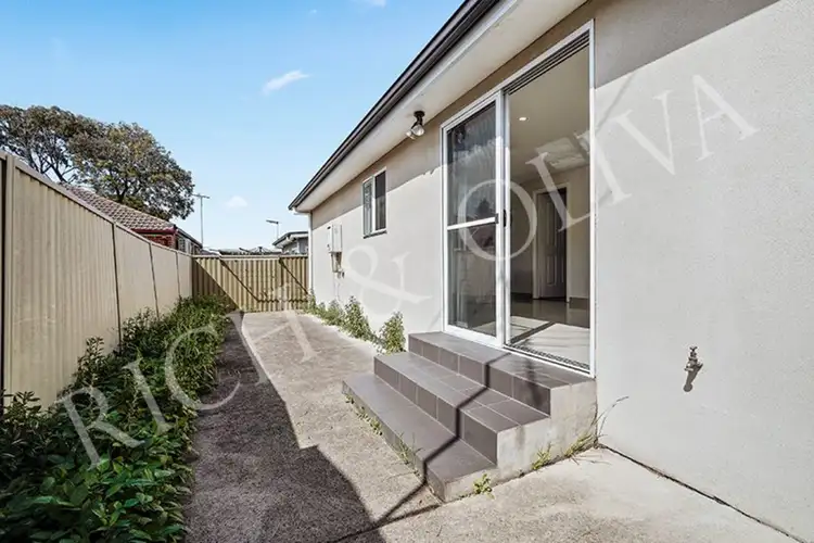 4A Cragg Street