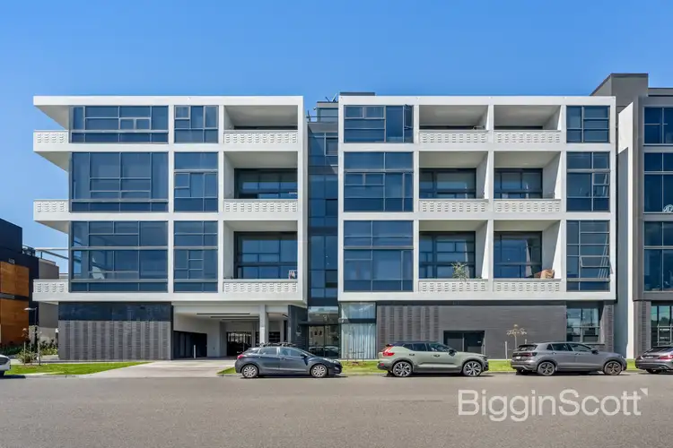 304/14 Woodruff Street, Port Melbourne VIC 3207