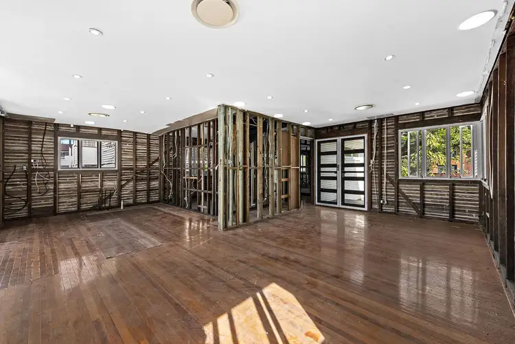 Fifth view of Homely house listing, 32 Turner Avenue, Fairfield QLD 4103