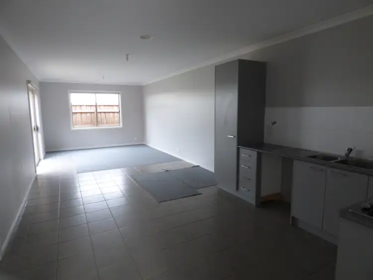 Second view of Homely unit listing, 3/11 Highfield Court, Traralgon VIC 3844