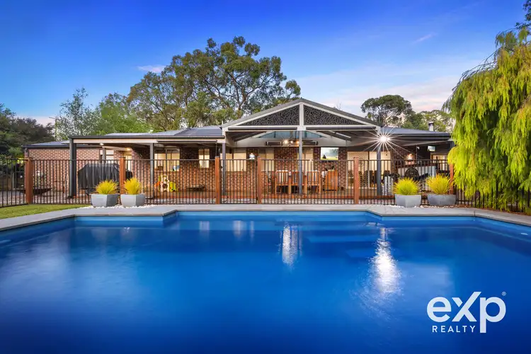 6 Phillip Road, Woori Yallock VIC 3139
