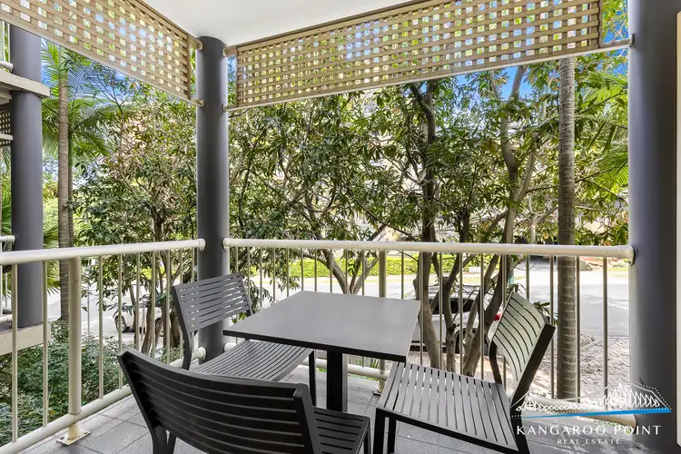 114/85 Deakin Street, Kangaroo Point QLD 4169
