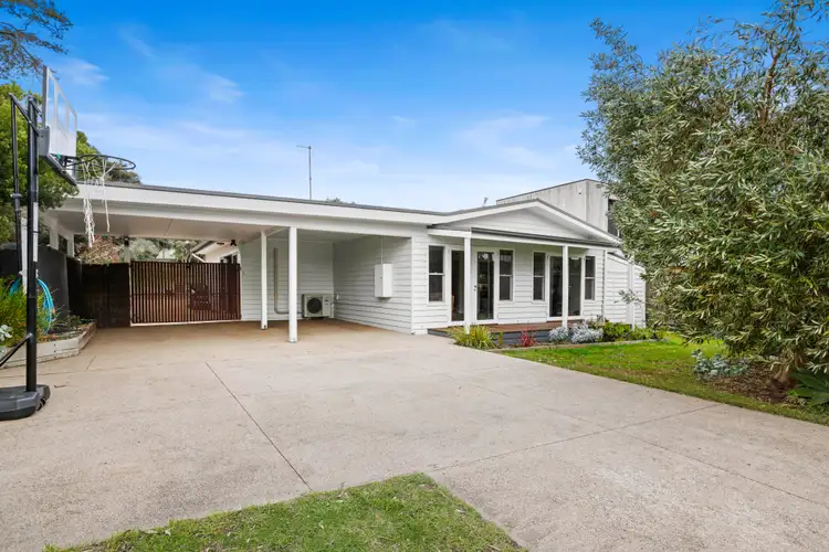 11 Ronald Avenue, Sorrento VIC 3943