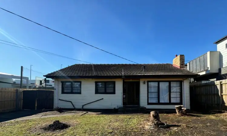 14 Mundaring Drive, Cranbourne VIC 3977