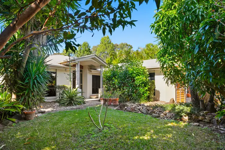 11 Jersey Place, Kawana Island QLD 4575