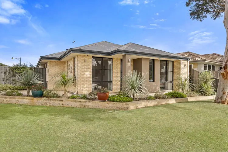 36 Mallard Way