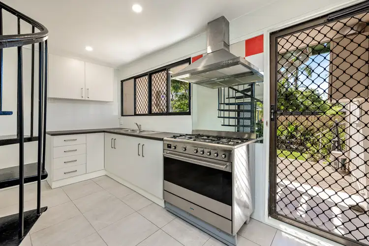 3/34 Mimosa Street, Holloways Beach QLD 4878