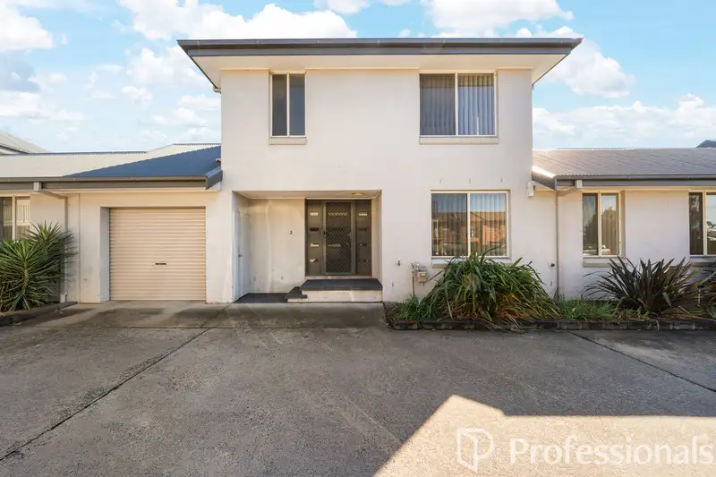 Main view of Homely townhouse listing, 2/117A Lambert Street, Bathurst NSW 2795
