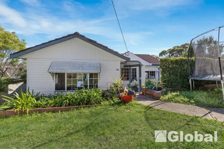 14 Sandra Street, Fennell Bay NSW 2283