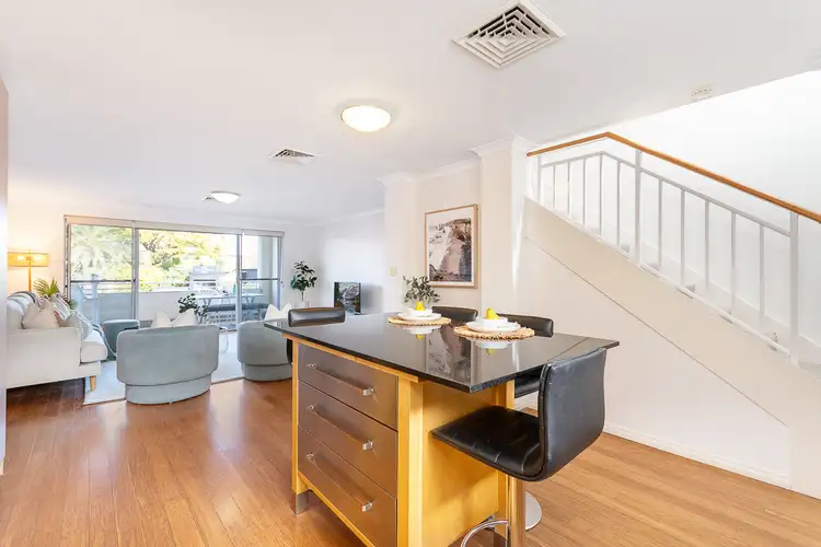 Sixth view of Homely apartment listing, 3/190 Scarborough Beach Road, Mount Hawthorn WA 6016