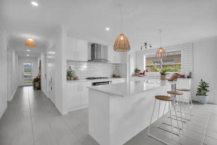 8 Moorhouse Court, Yarragon VIC 3823