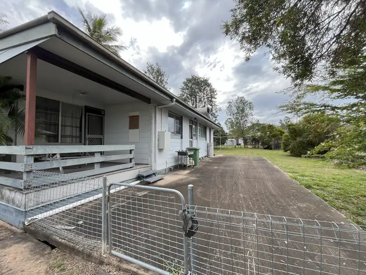 8 Menzies Street, Dysart QLD 4745