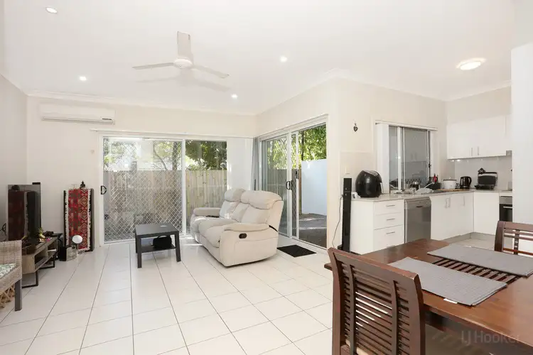 4/127 Pohlman Street, Southport QLD 4215