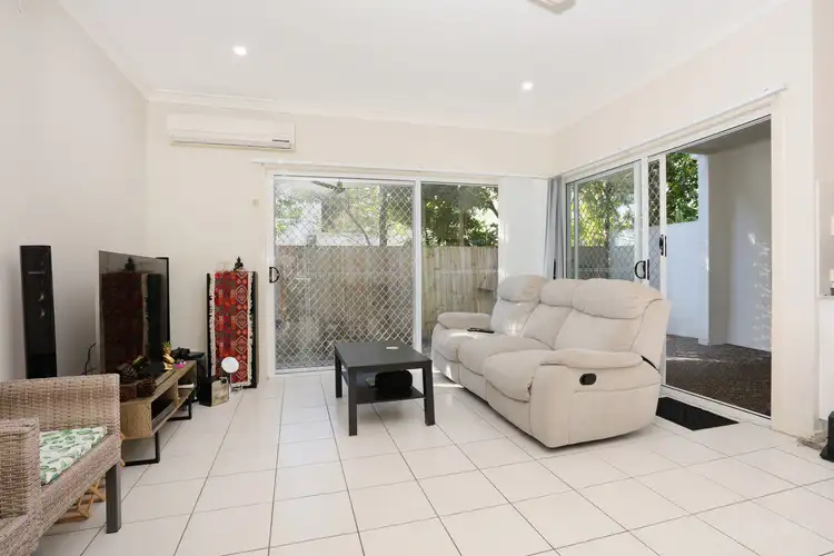 4/127 Pohlman Street, Southport QLD 4215