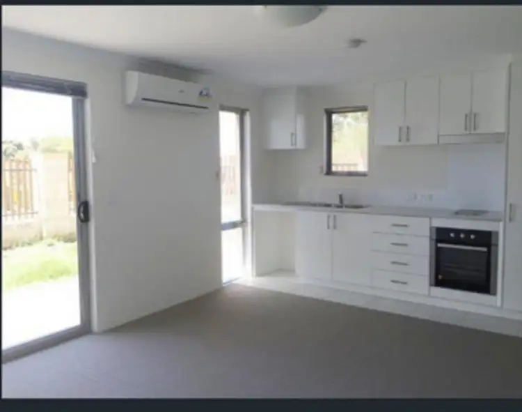 4A/19 Ebert Street, Coolbellup WA 6163