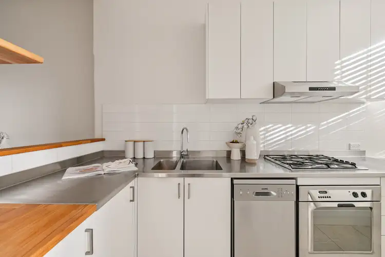 Sixth view of Homely apartment listing, 2/11 Springfield Avenue, Potts Point NSW 2011