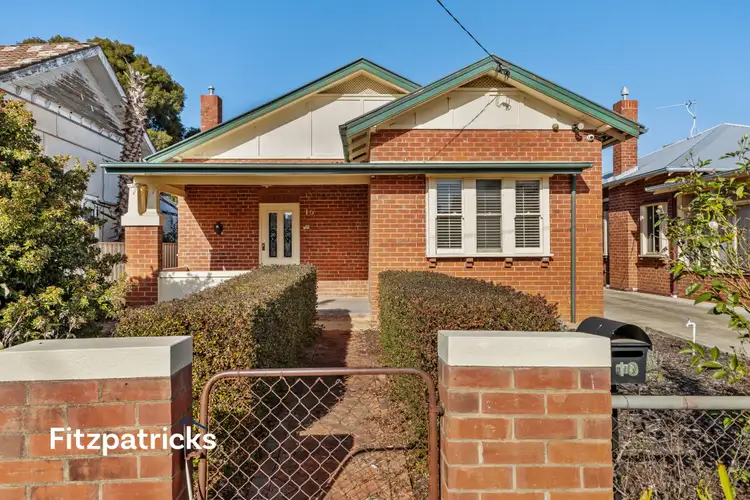 10 Darlow Street, Wagga Wagga NSW 2650