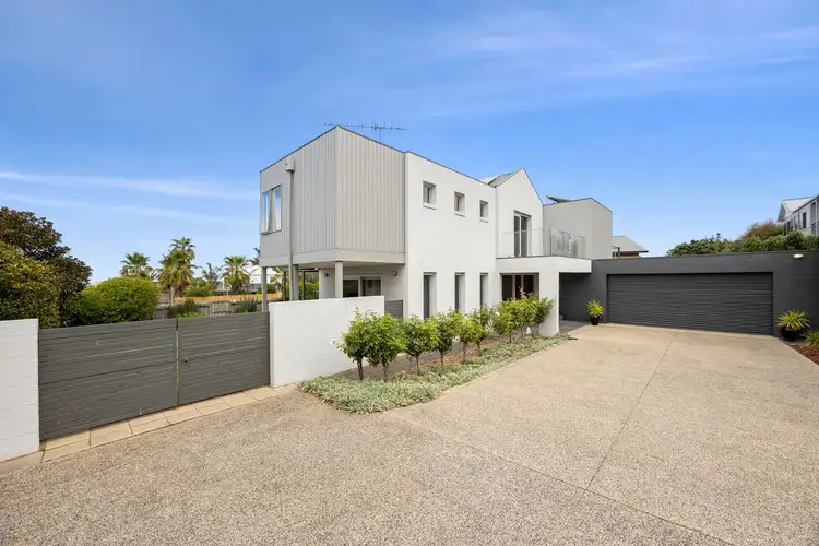 10 Banksia Close, Torquay VIC 3228