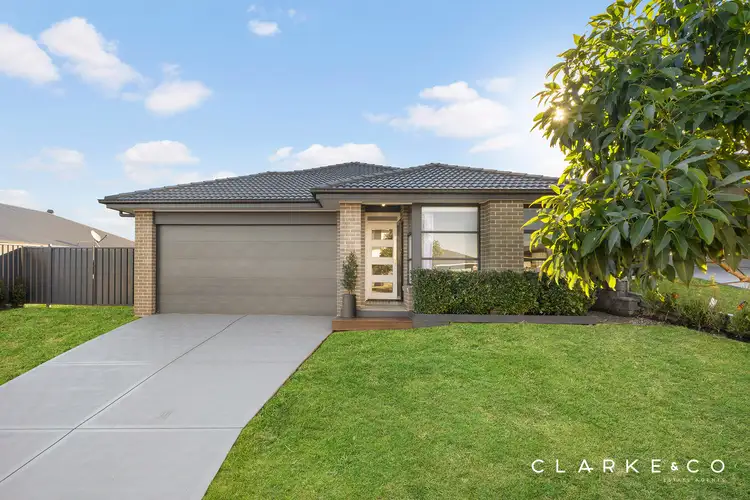 Second view of Homely house listing, 8 St Andrews Close, Heddon Greta NSW 2321